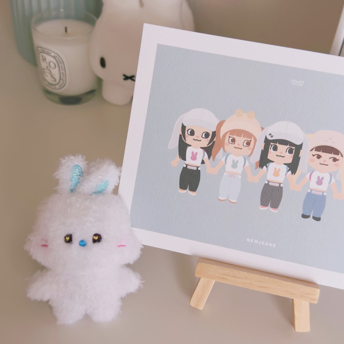 NewJeans Group: Art Print